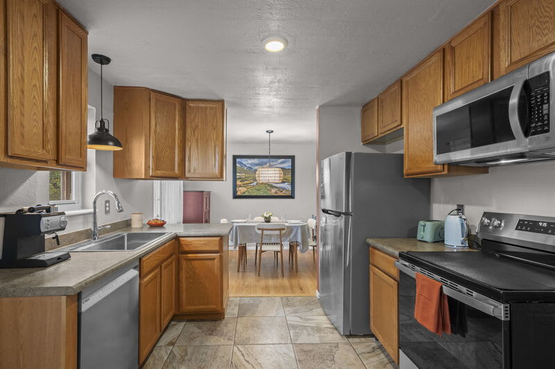 11073 Otis St – photo 5