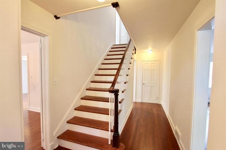 104 BAYARD Avenue – photo 3
