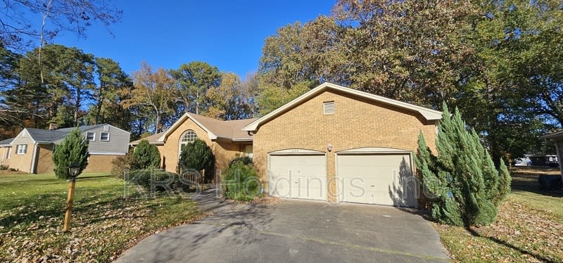 1029 Dulcie Ave – photo 3