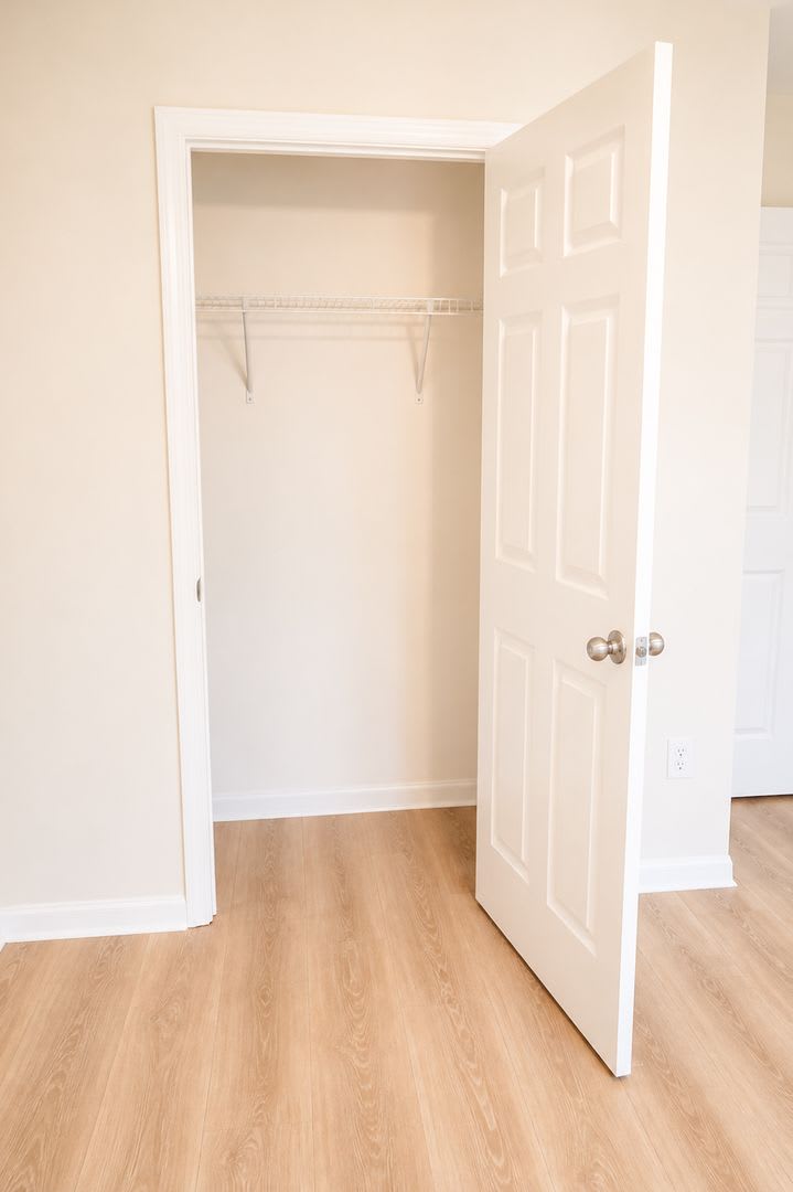 1108 NE 8th Ter – photo 5