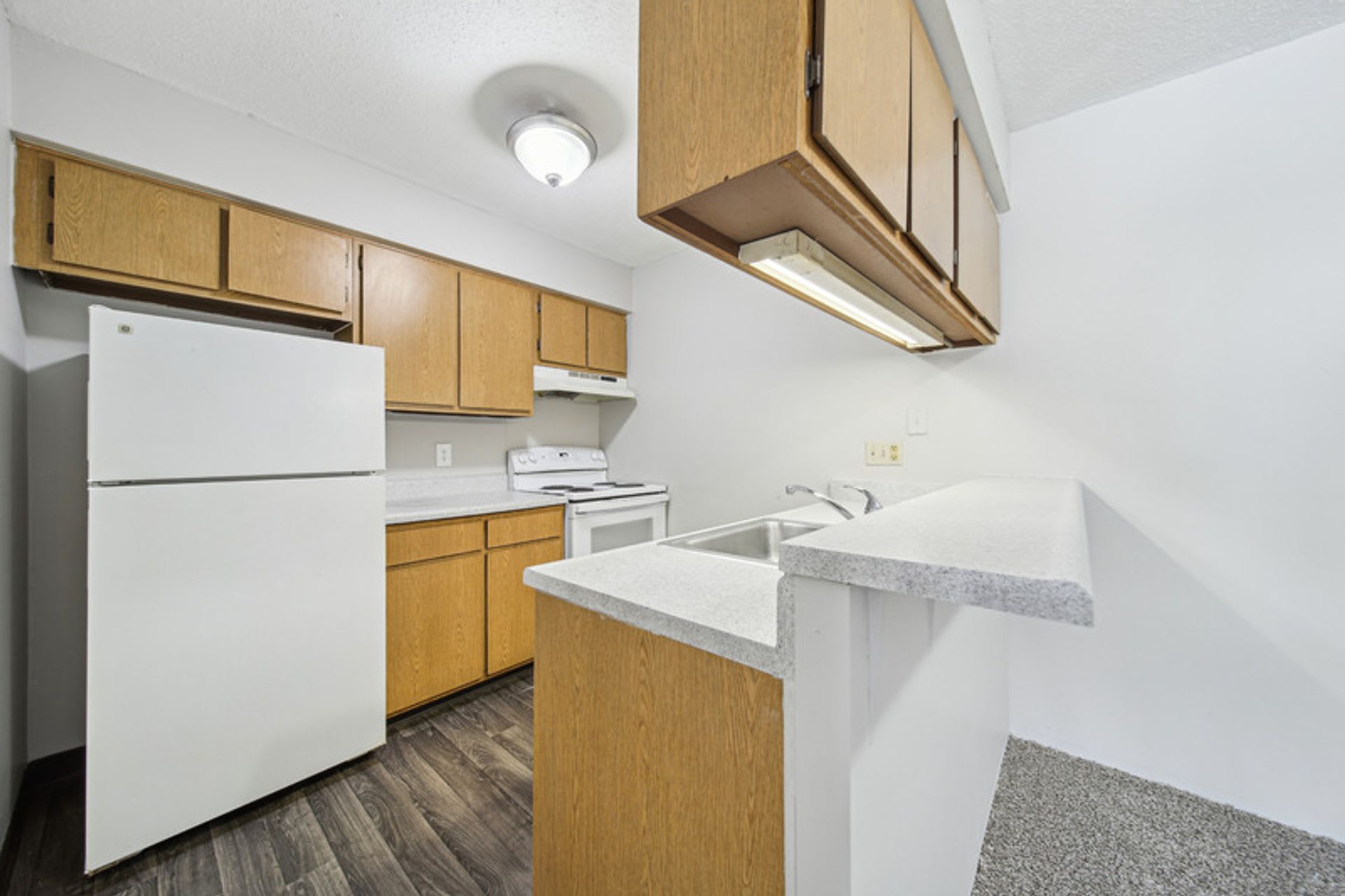 Fox Grove Apartments – photo 5