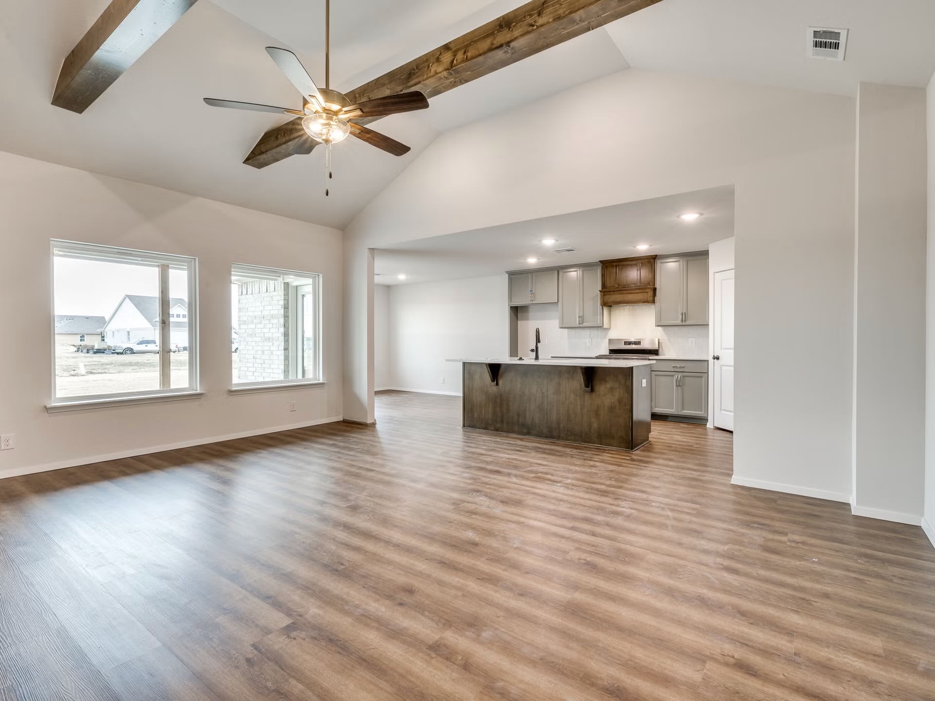 3422 E 153rd St S – photo 3