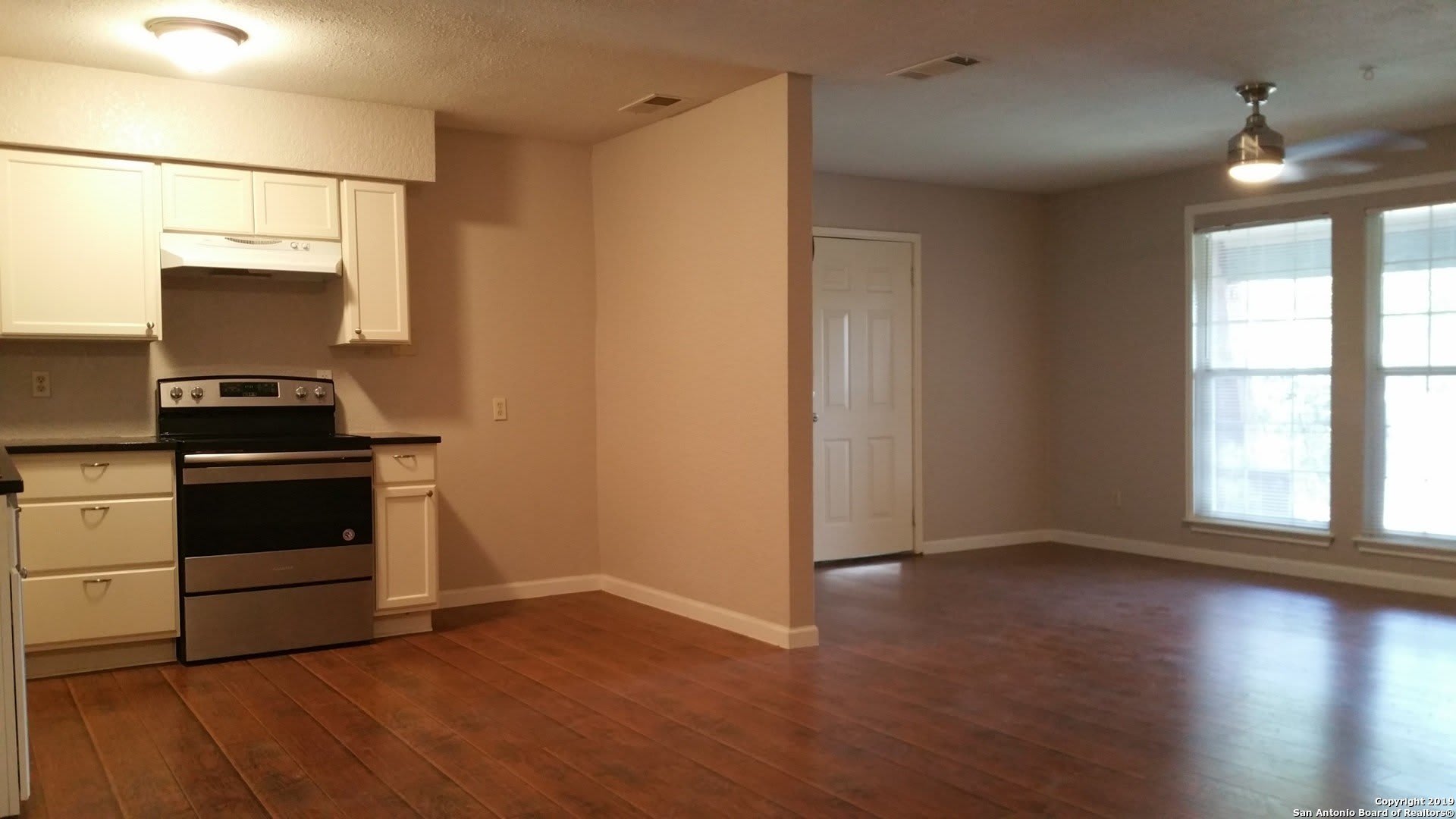 8818 SLUMBER LN – photo 4
