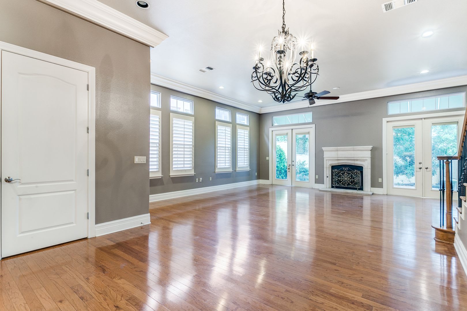 LUXURY 3-BEDROOM TOWNHOME IN ALAMO HEIGHTS – photo 4