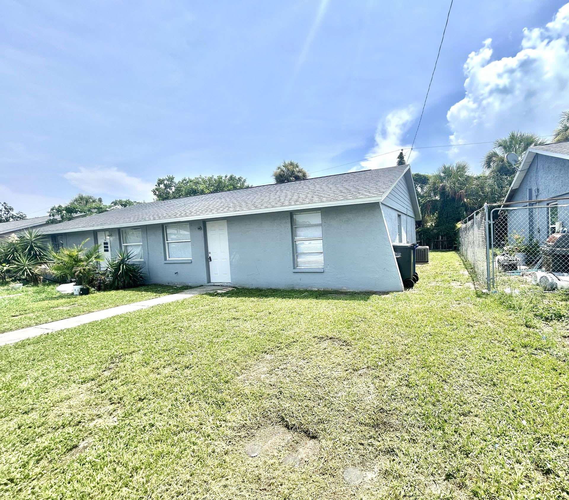 5725 9th Street Circle East – photo 3
