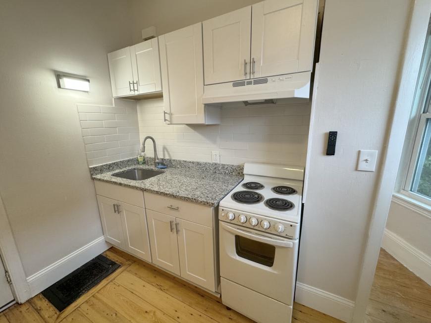 28 Academy Hill Rd. – photo 4