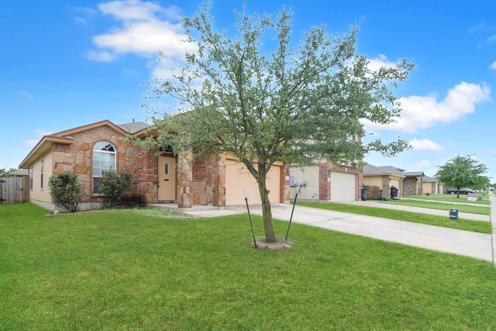 5004 Allegany Dr – photo 3