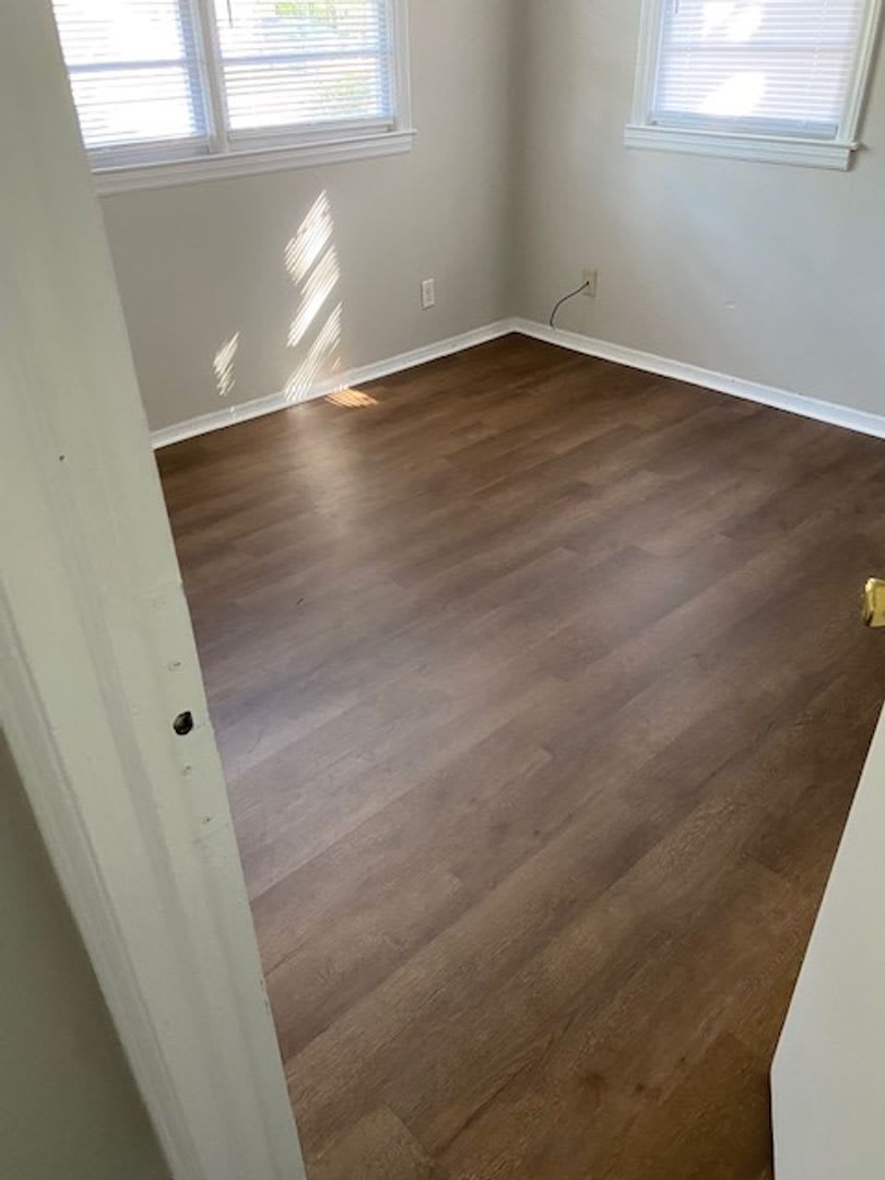 *Summer move in speical 1/2 month for FREE* – photo 4