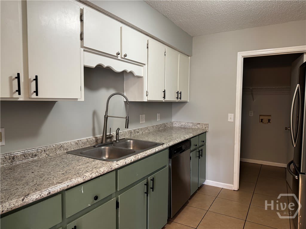 902 Black Willow Drive – photo 2