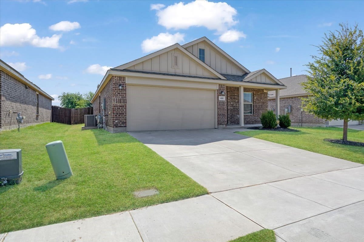 405 Laurenbrooke Drive – photo 1