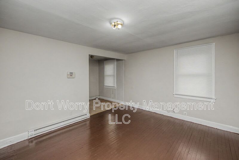 402 Winston Street – photo 2