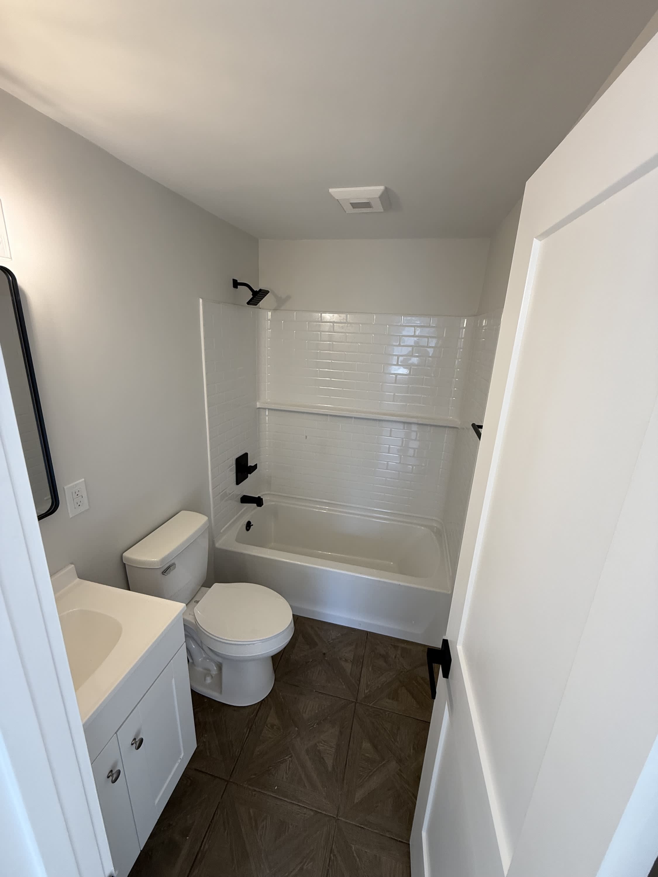 77 E Main St – photo 3