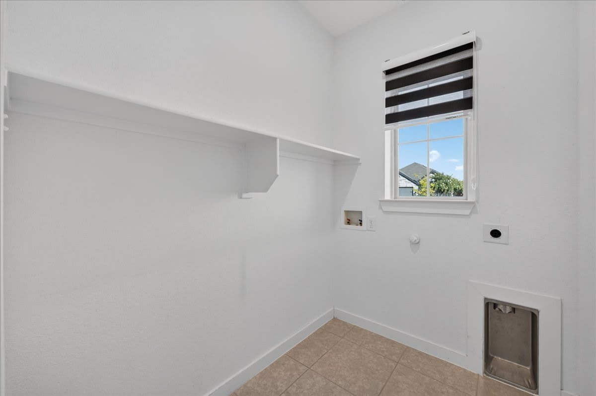 3915 Spencer Lane – photo 4