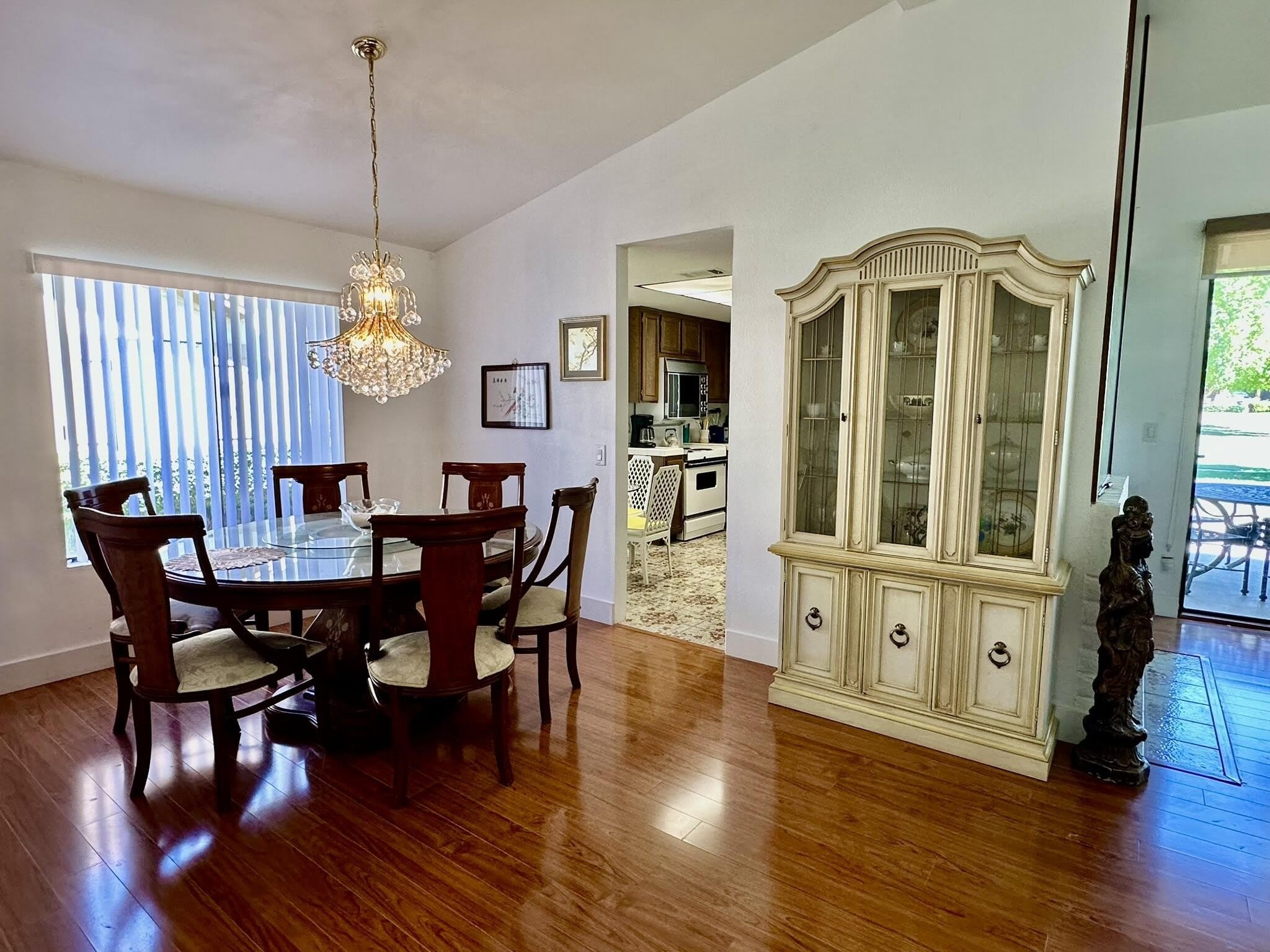 316 S Sierra Madre – photo 3