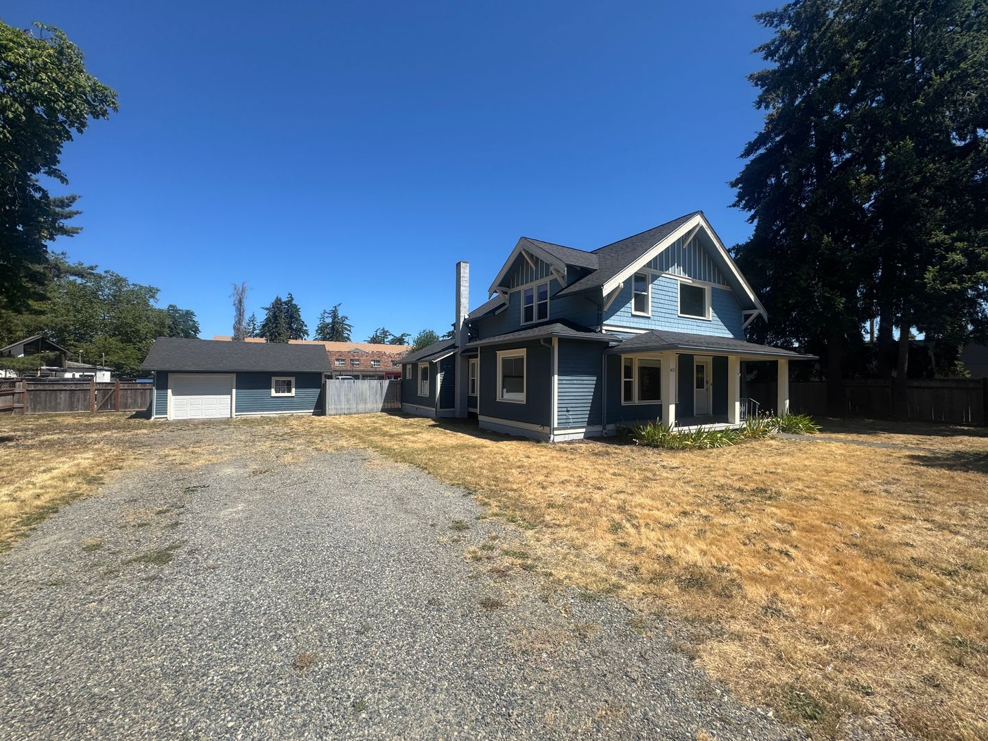 Huge 4 bedroom -A stones throw to PLU! – photo 1