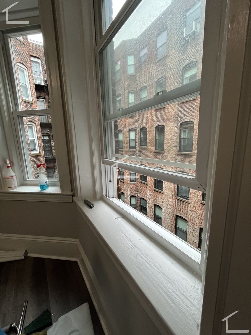 Cozy studio with great location in Allston available NOW! – photo 3