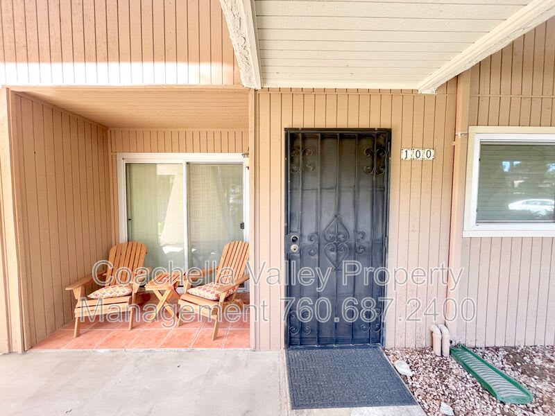 2860 N Los Felices Rd – photo 2