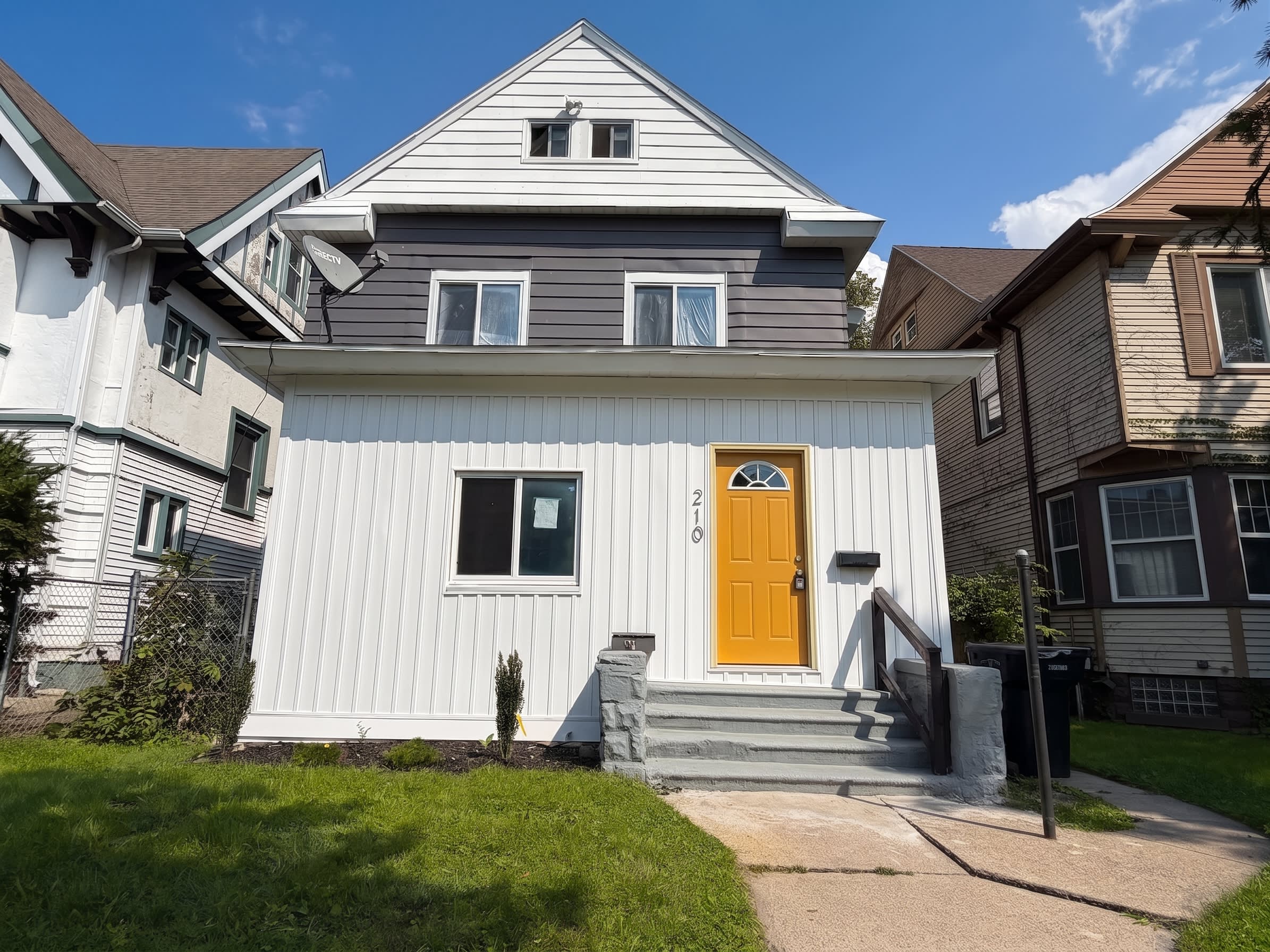 210 South Taylor Street – photo 1