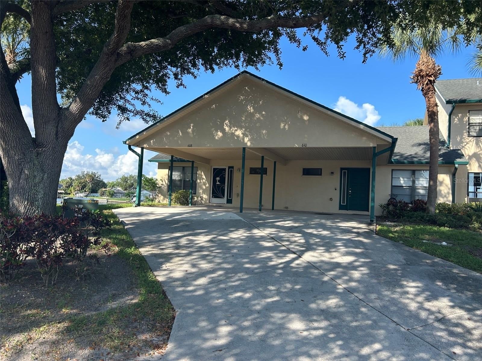 608 YARDARM Drive – photo 2