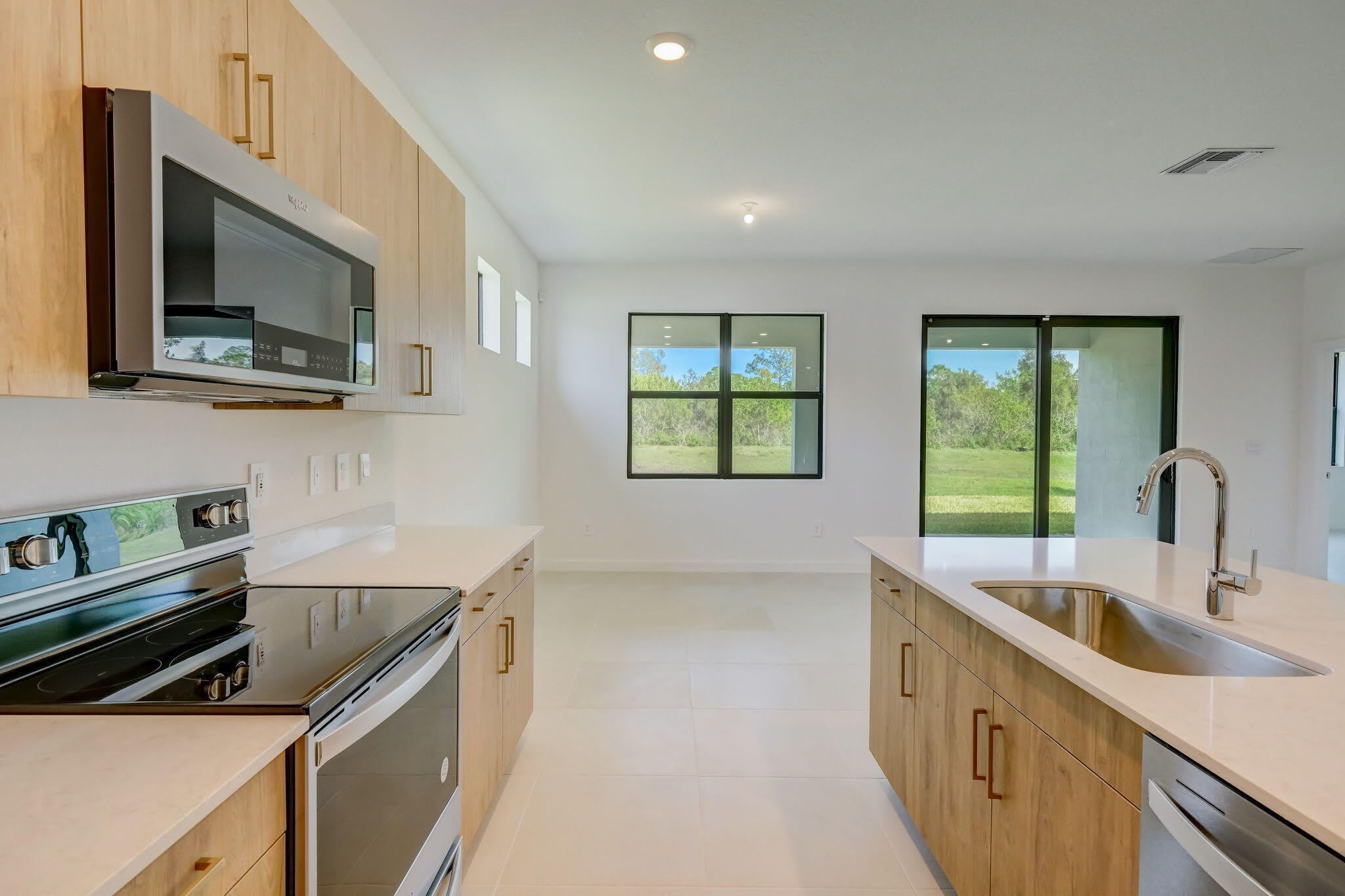 5946 Se Skyblue Circle – photo 1