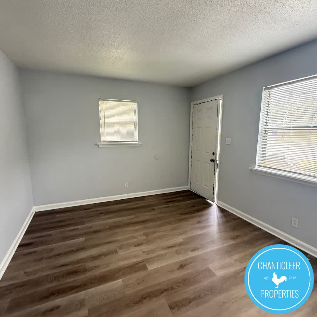 1502 Chapel Hill Road – photo 3