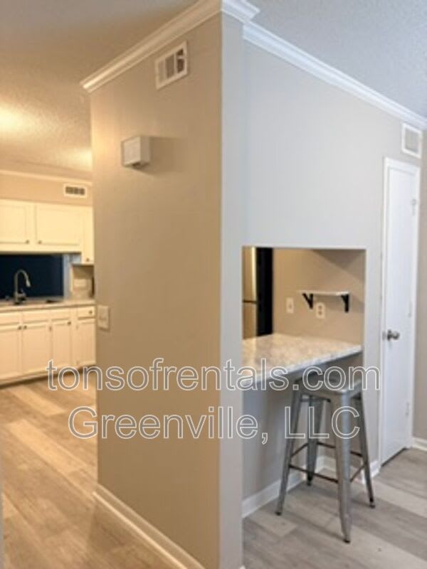 805 Stallings Rd – photo 5