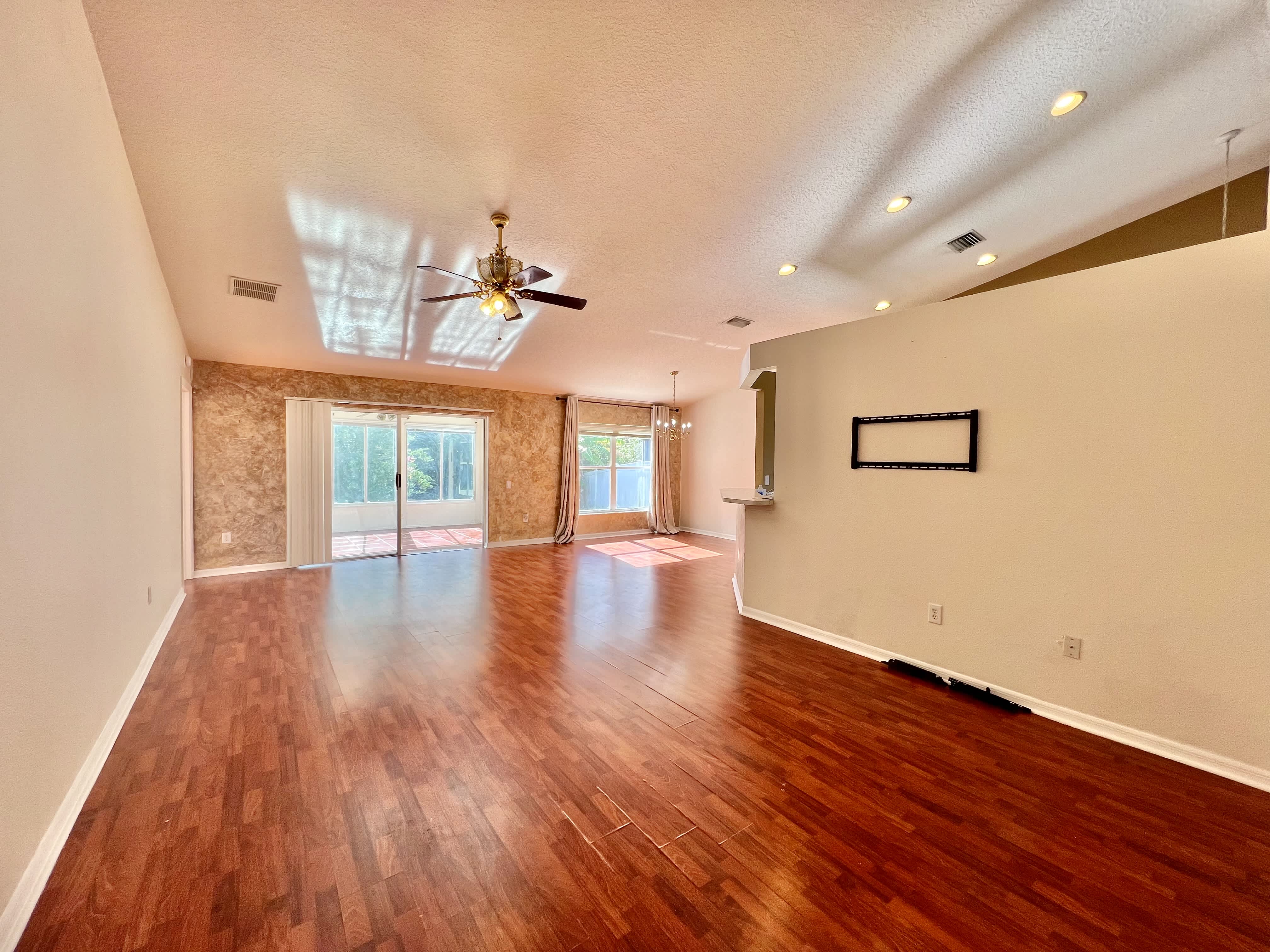 30728 Iverson Dr – photo 3