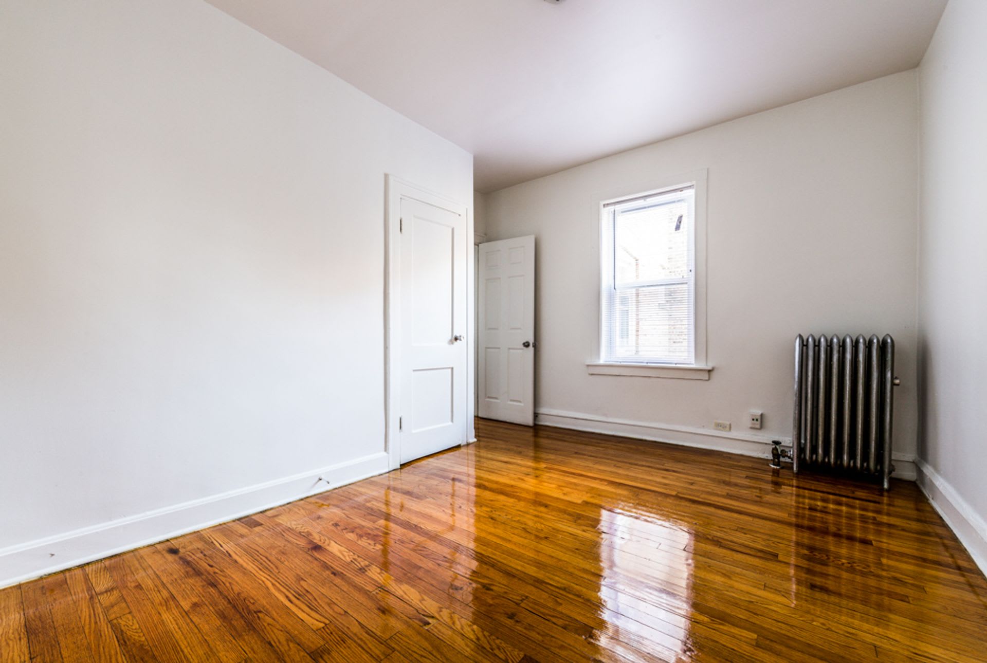 7825 S Emerald Ave – photo 4