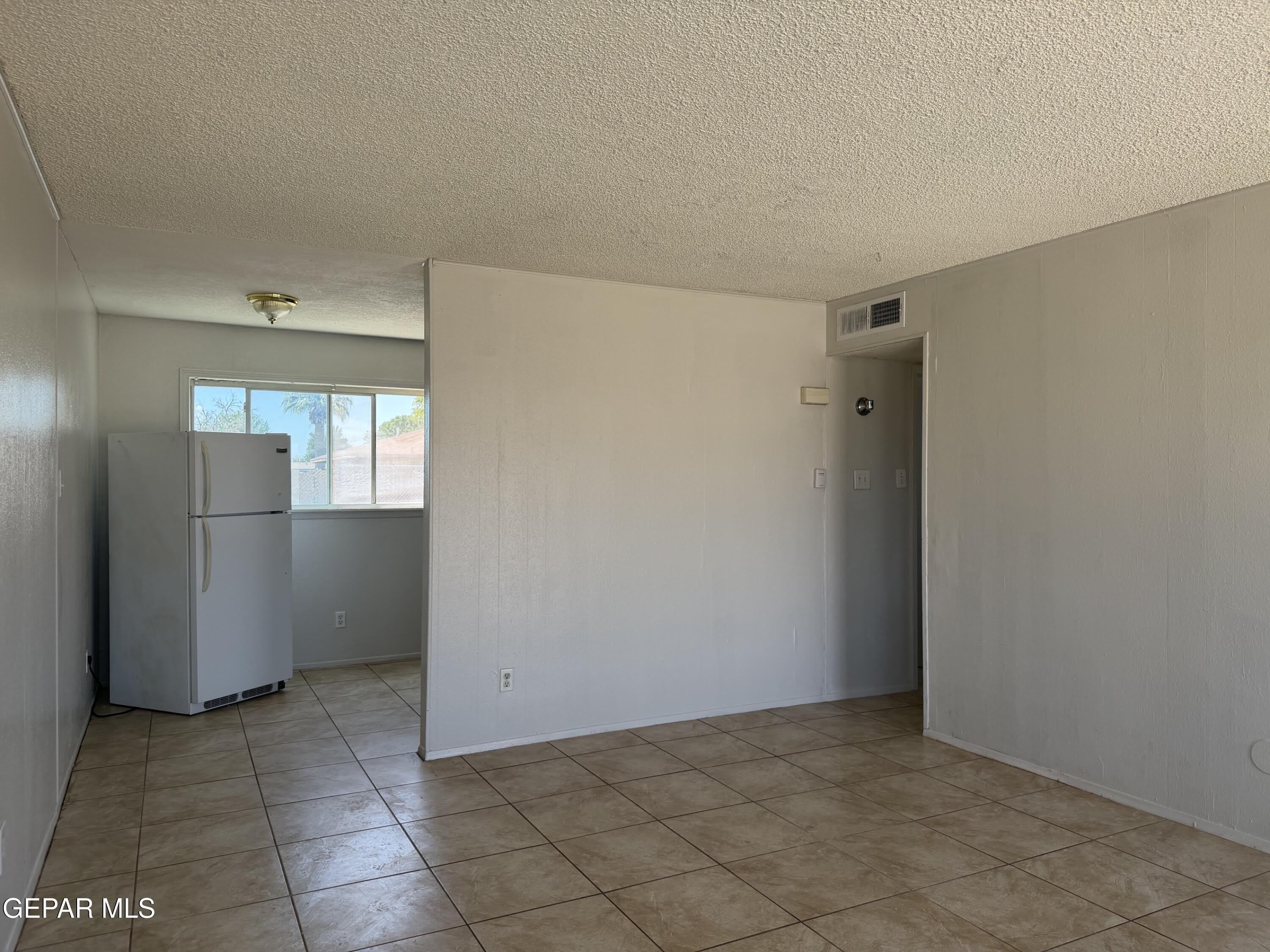 9606 Montrose Court – photo 4