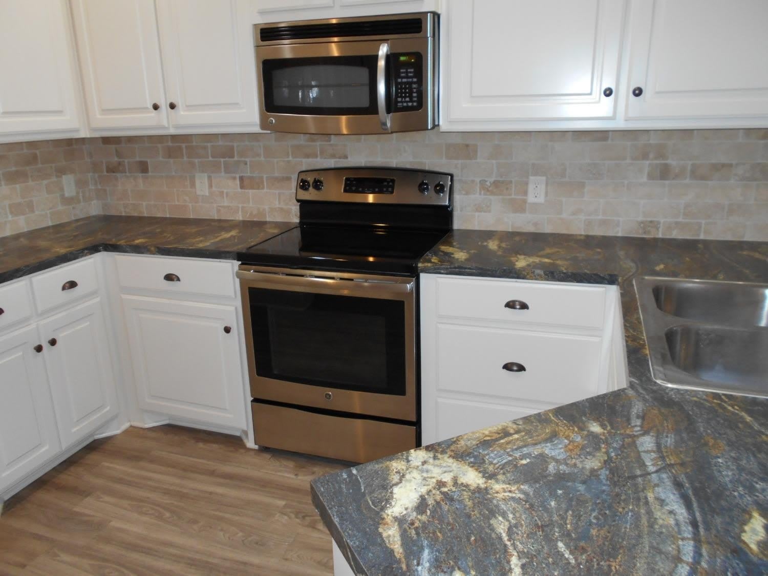 6101 73rd Street – photo 4