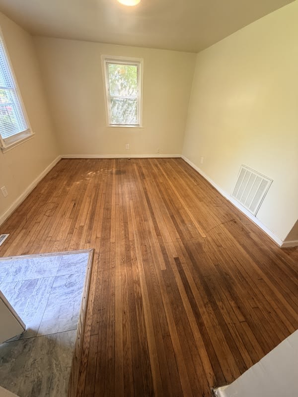 1915 Chelsea st – photo 2