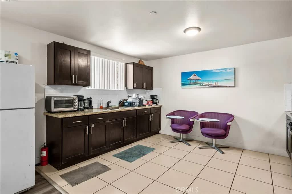 842 West 78th Street – photo 5