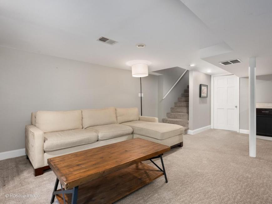2120 West Race Ave – photo 5