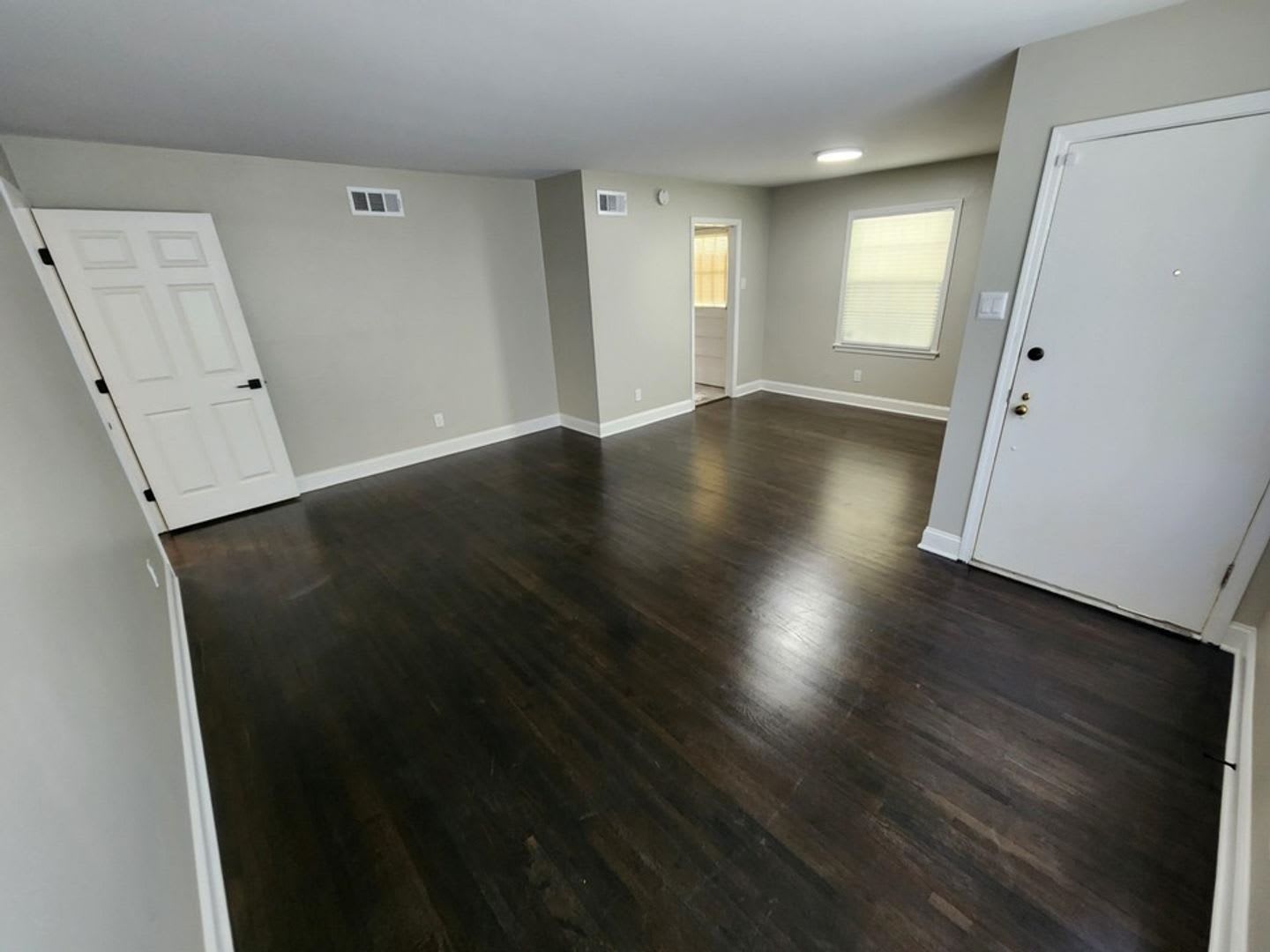 Amazing 4 Bedroom/ 2 bath East Memphis House @5259 Sequoia Ave. – photo 3