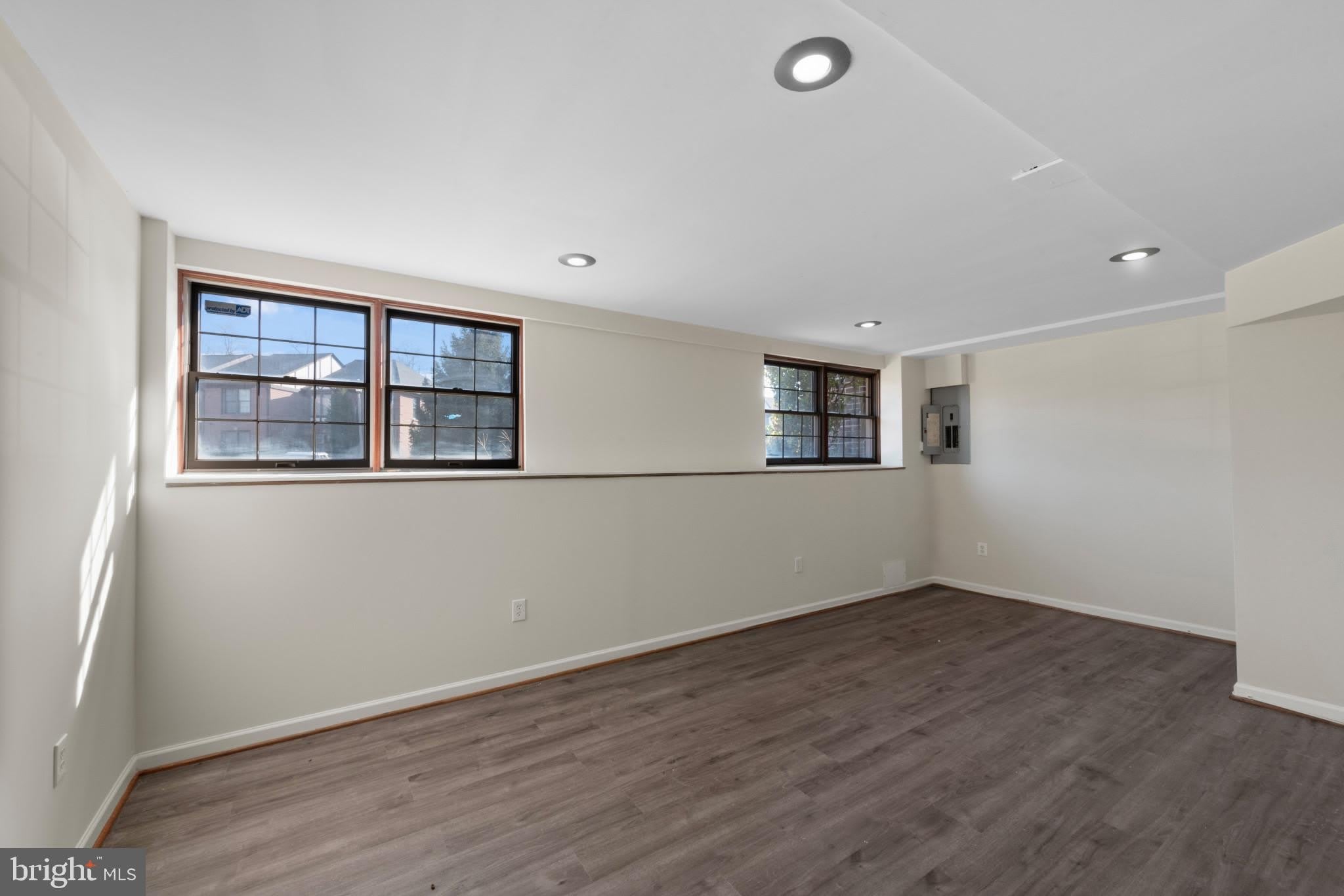 20 RHODES Place – photo 3