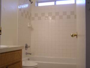 1405 Van Zanten Ct Apt. B – photo 2