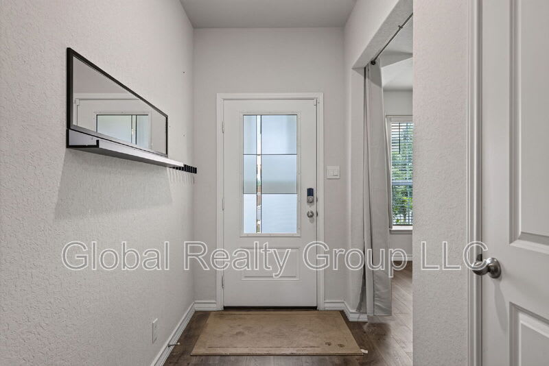 731 Overlook Rdg – photo 5