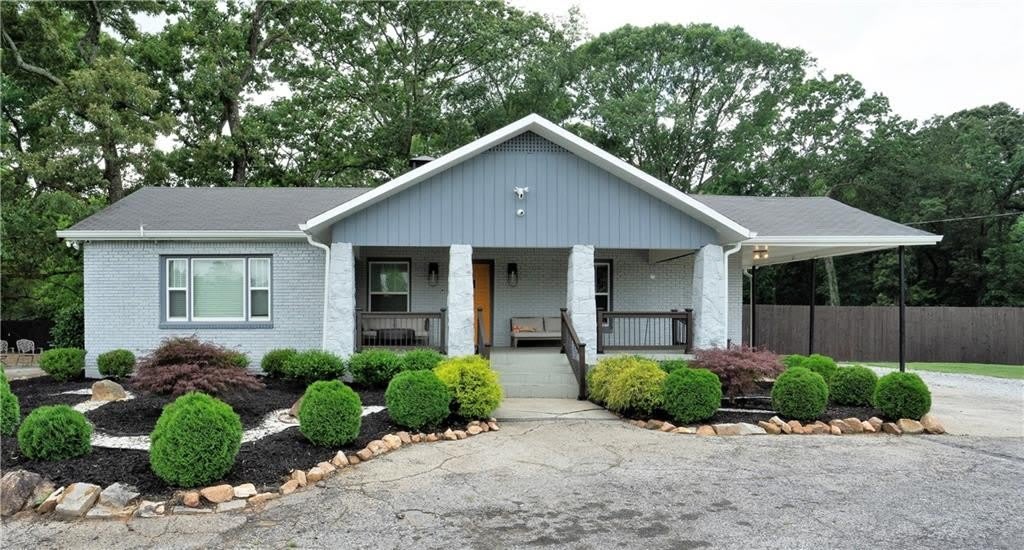 811 King Road – photo 2