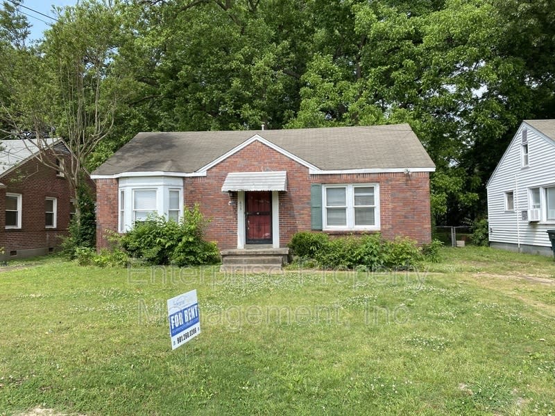 605 Houston St. – photo 1