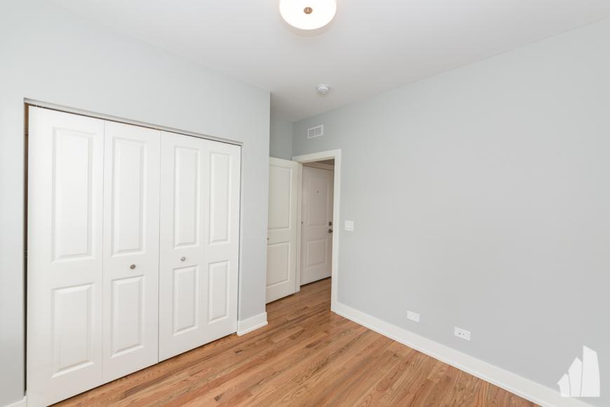 522 W Cornelia Ave – photo 4