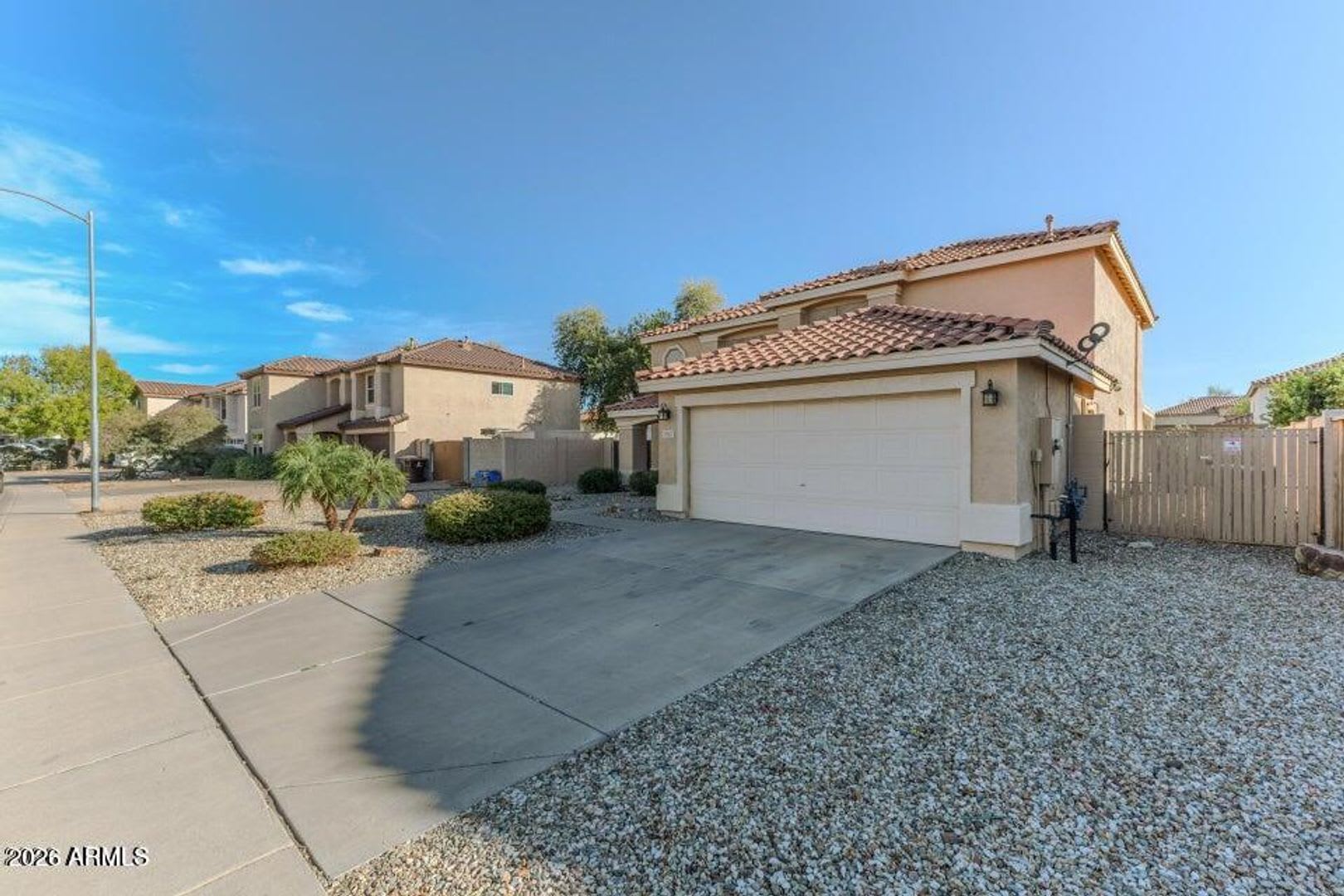 Beautifully remodeled 4 bedroom home! – photo 3