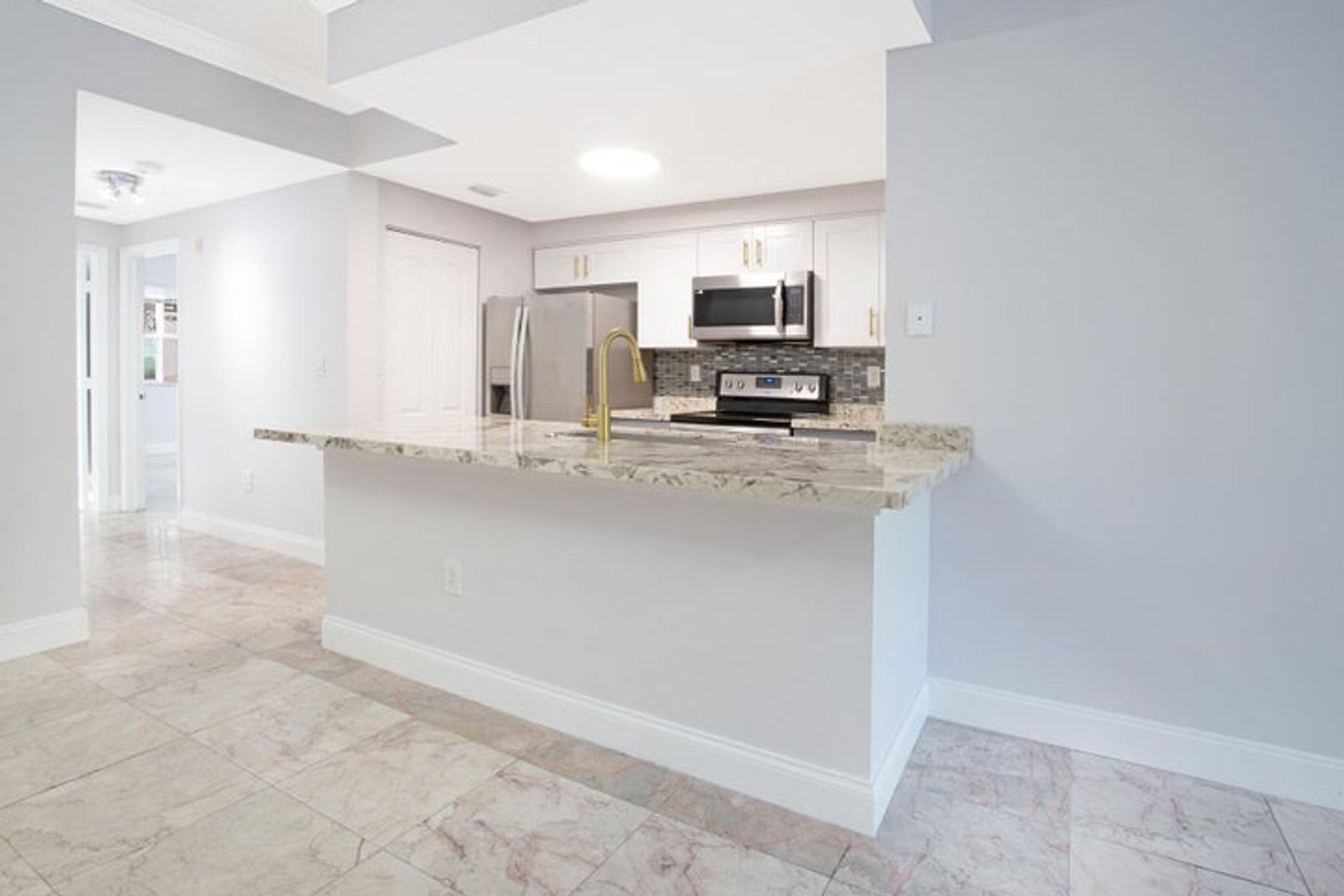 5860 W Sample Road 204, Coral Springs, FL 33063 – photo 4