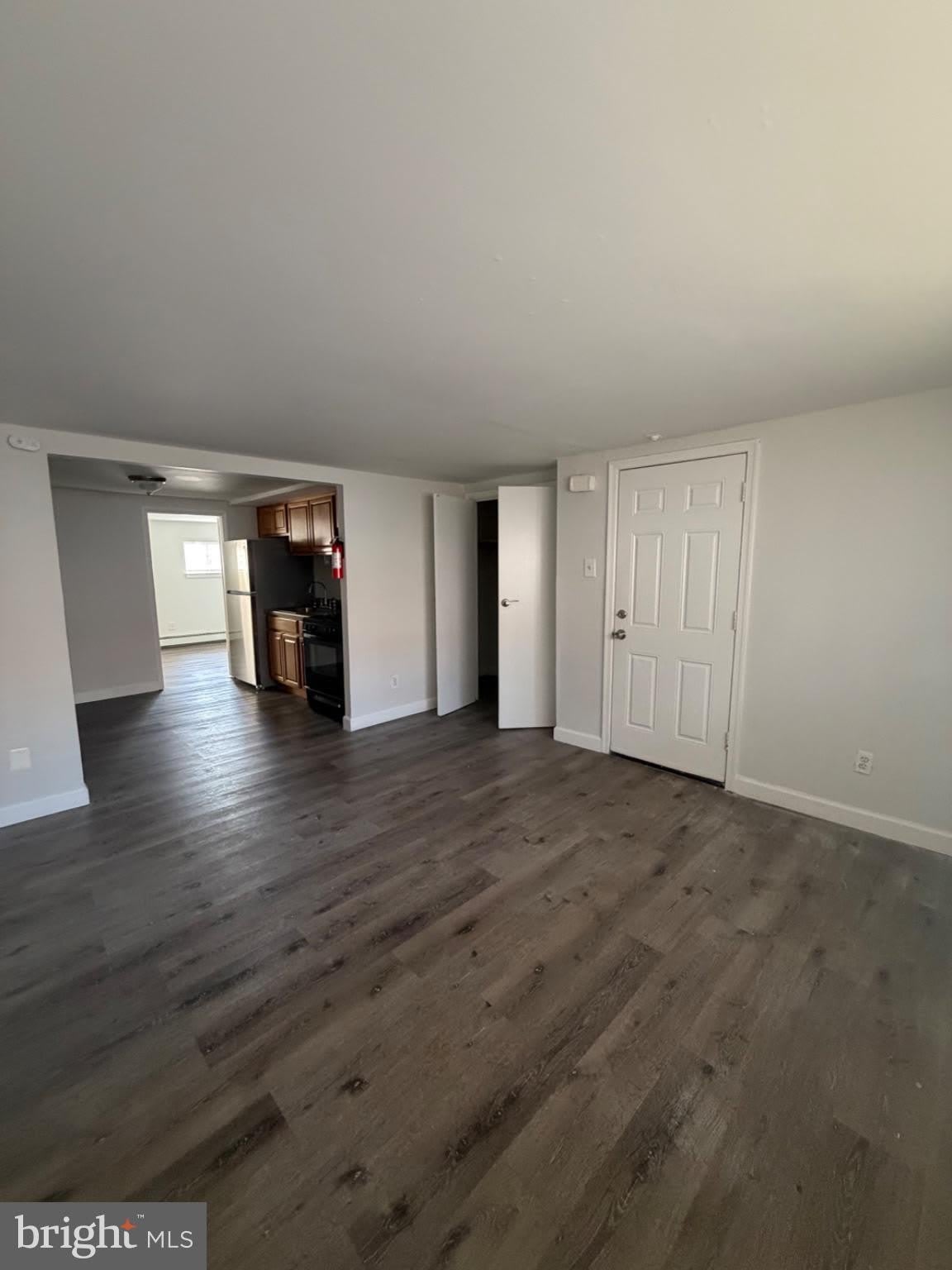 6016 N WARNOCK Street – photo 3