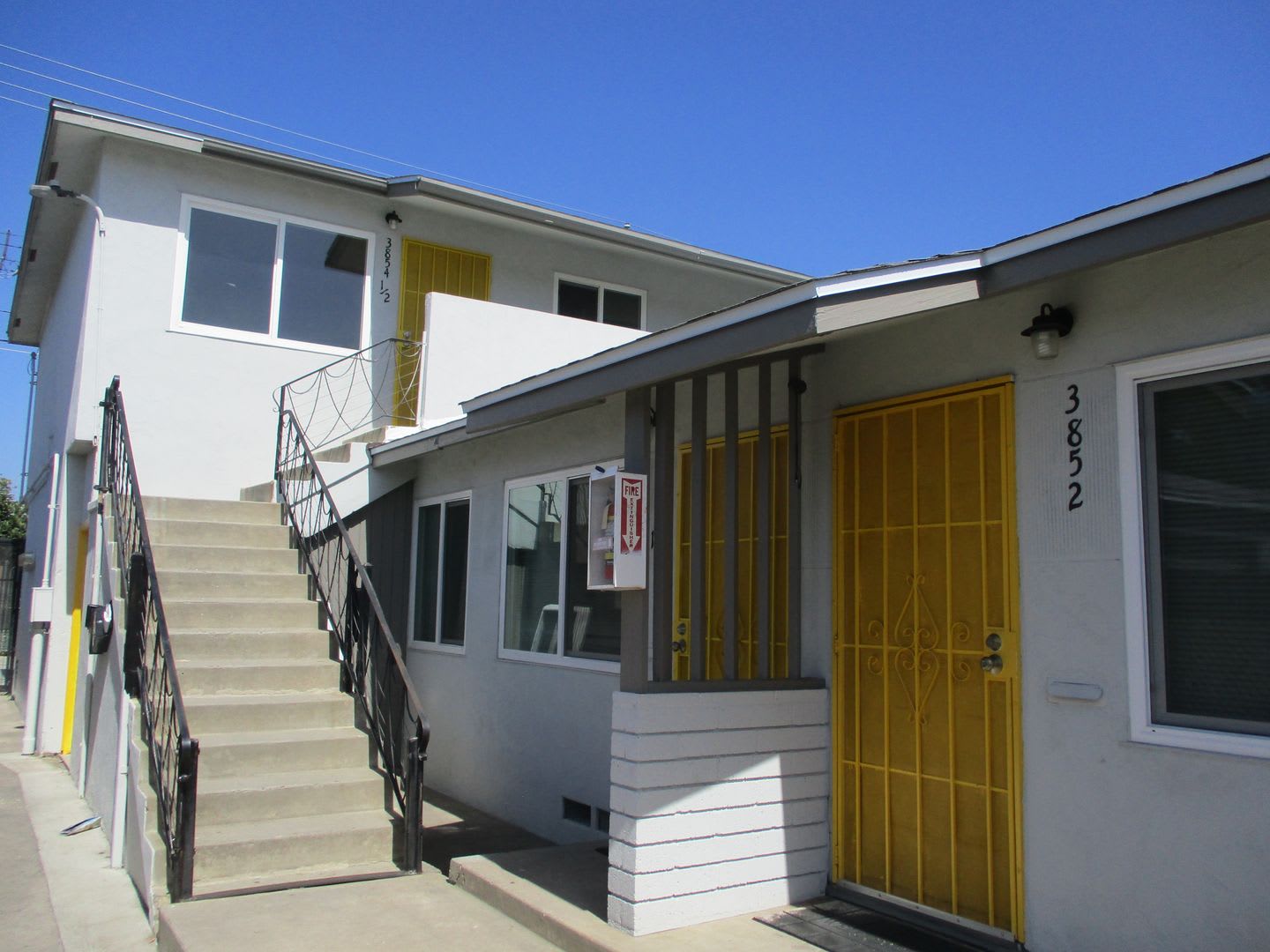 City Heights Remodeled 1 Bdr 1 Ba 2nd floor apartment. – photo 3