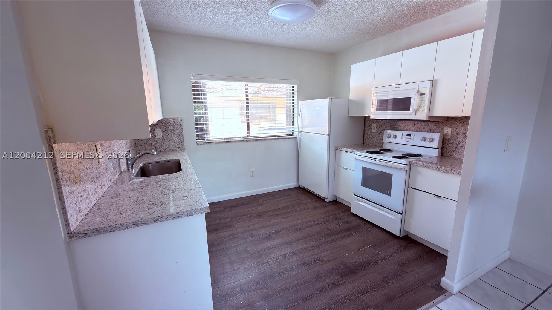 6370 W 27th Ct – photo 1