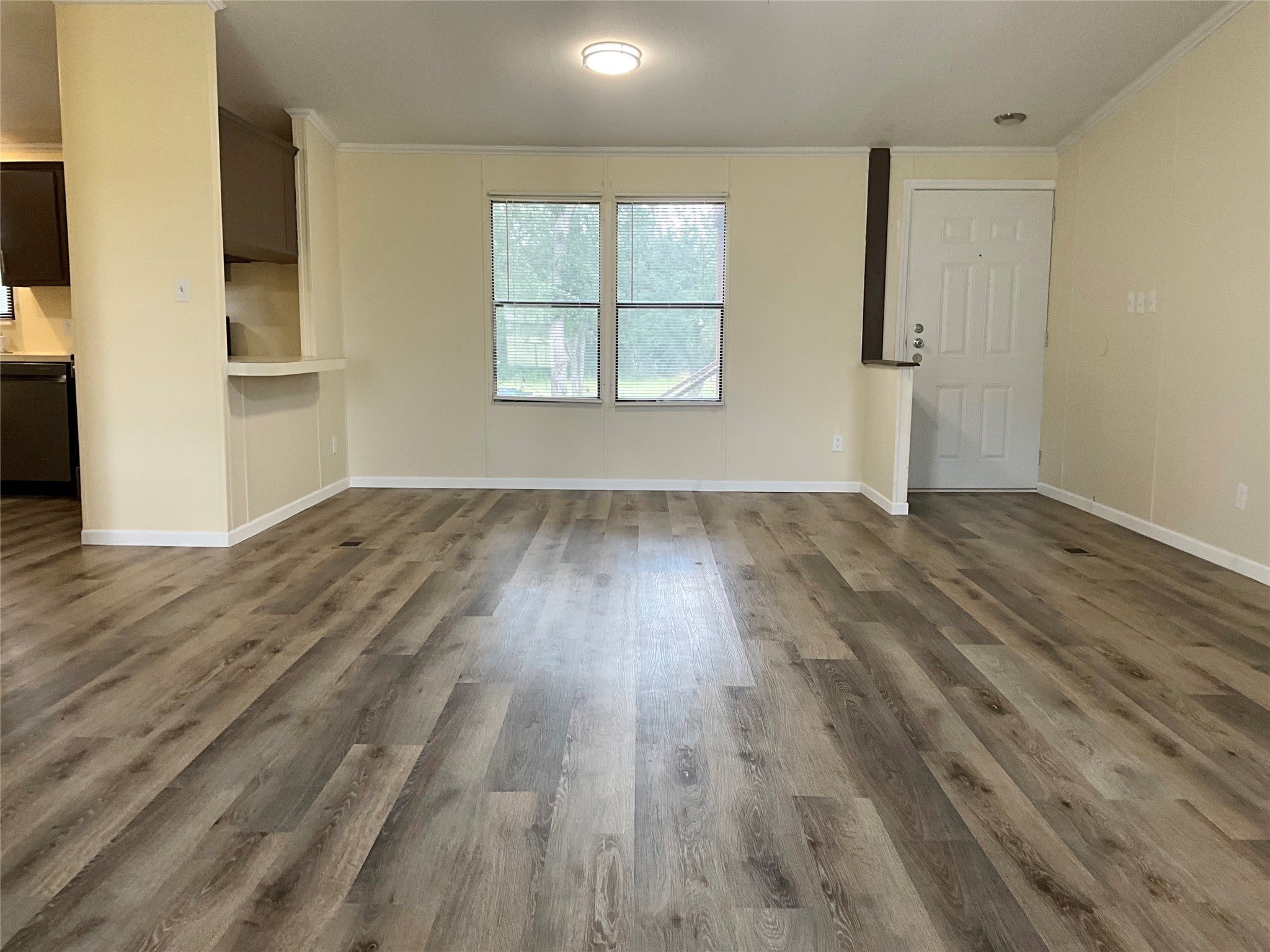 133 N Keller Road – photo 5