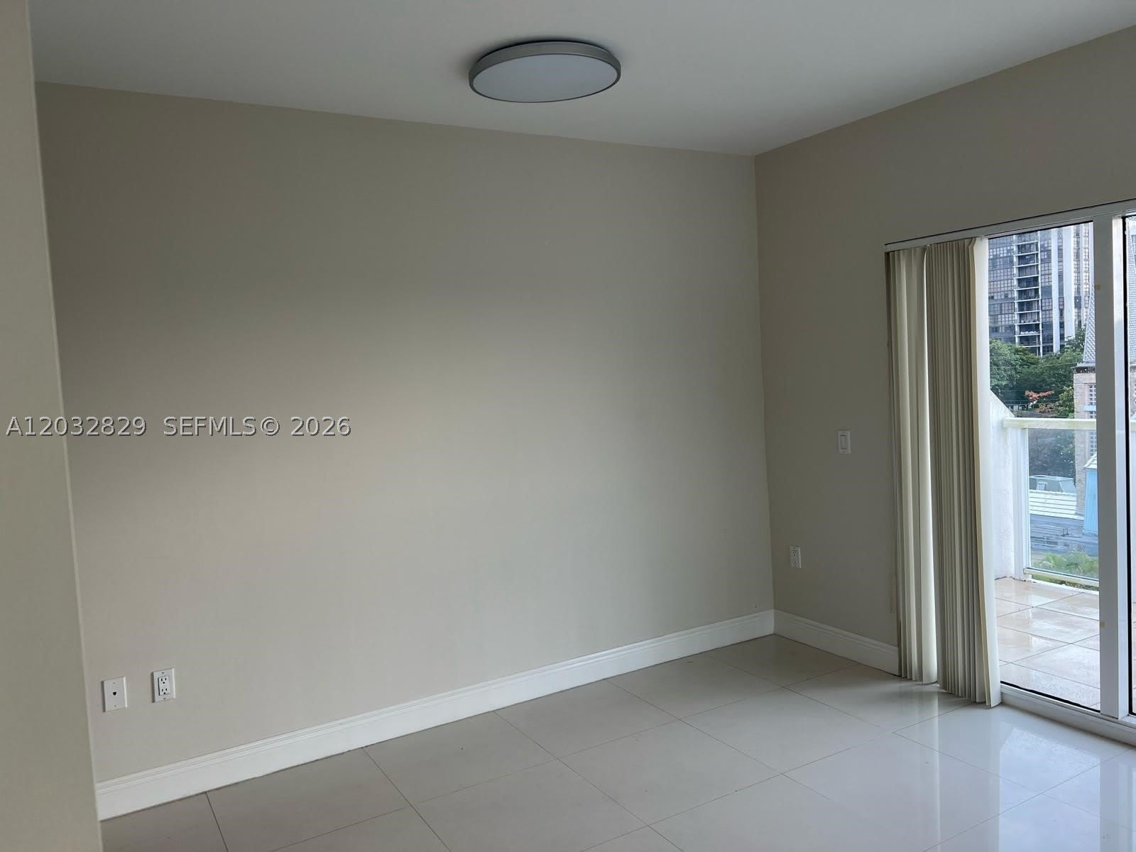 1650 Brickell Ave – photo 4