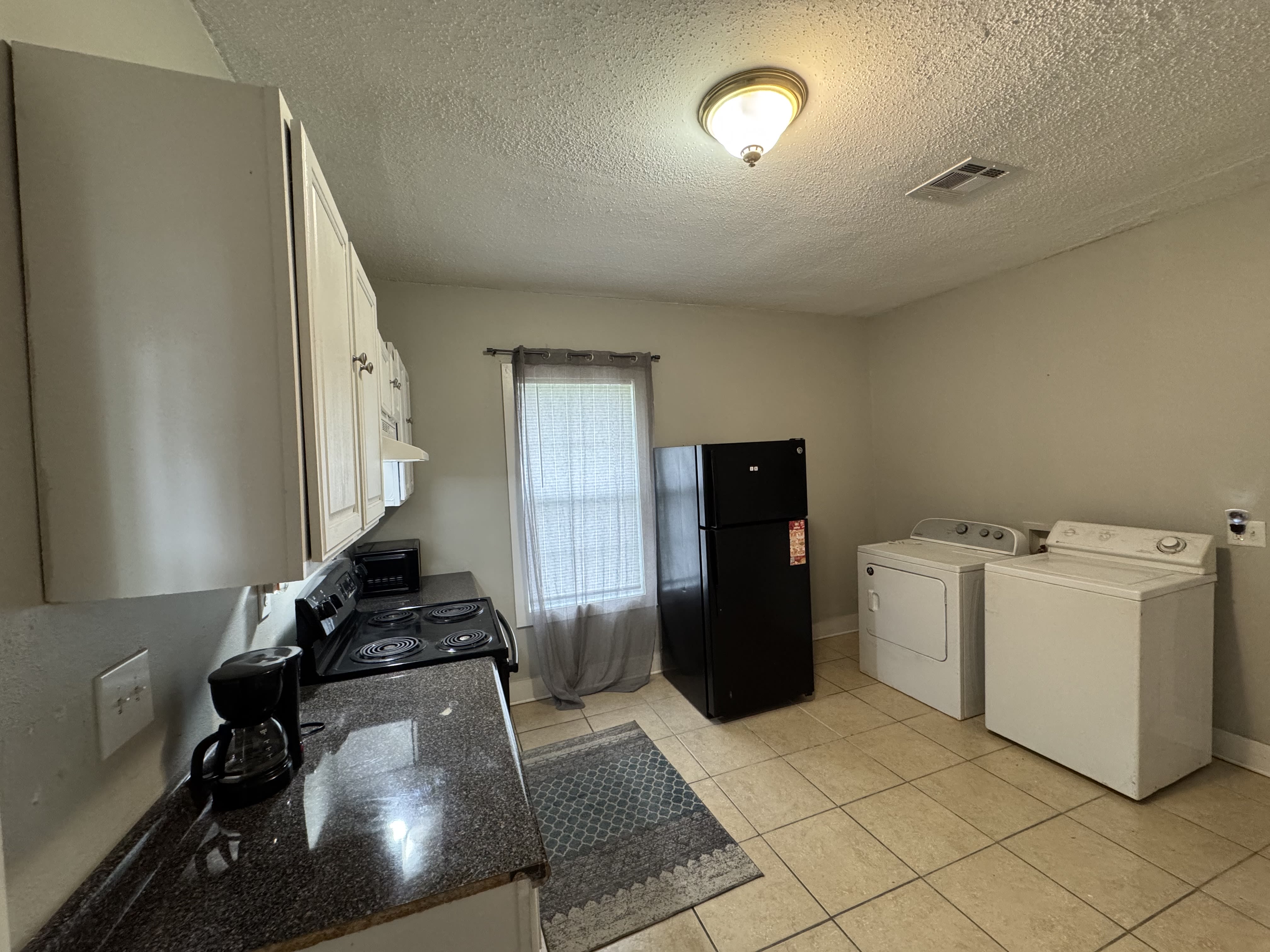310 Riverfront Street – photo 3