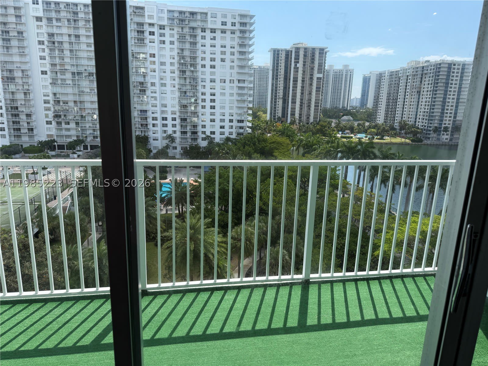 2801 NE 183rd St – photo 3