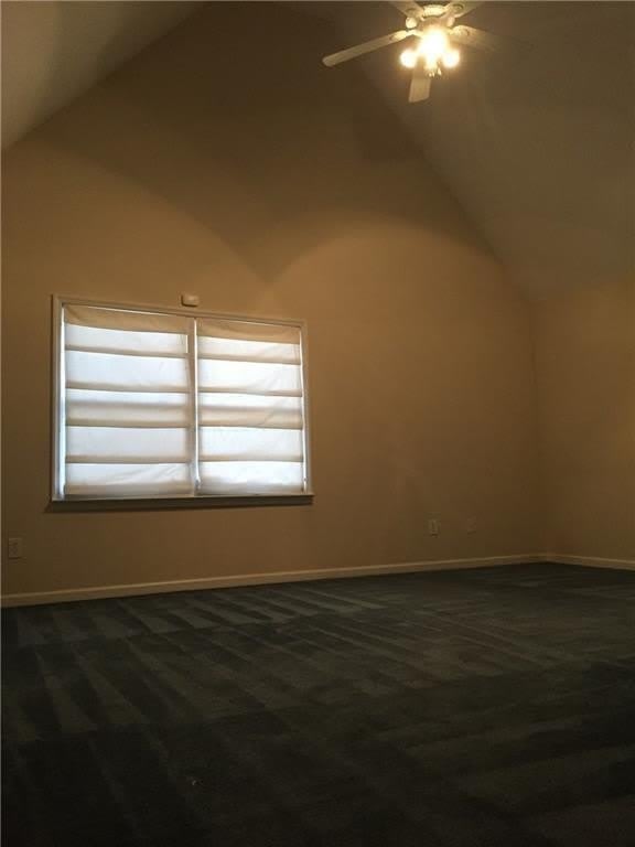 685 Garibaldi Street SW – photo 2